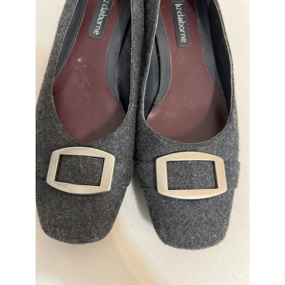Liz Claiborne Lilly Sz 8 Grey Flannel Silver Buckle Shoes Micro Heel - Picture 2 of 6